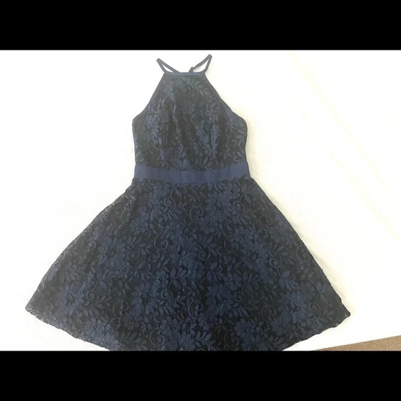 Lulu’s Twirling Around Navy Blue Lace Skater Dress XS - Picture 2 of 5